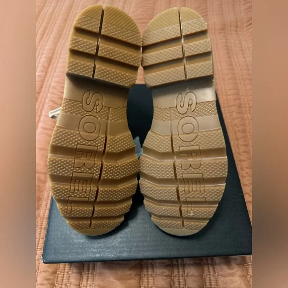 Sorel Lennox Waterproof Hiking Boot NIB 💥 - Picture 7 of 9